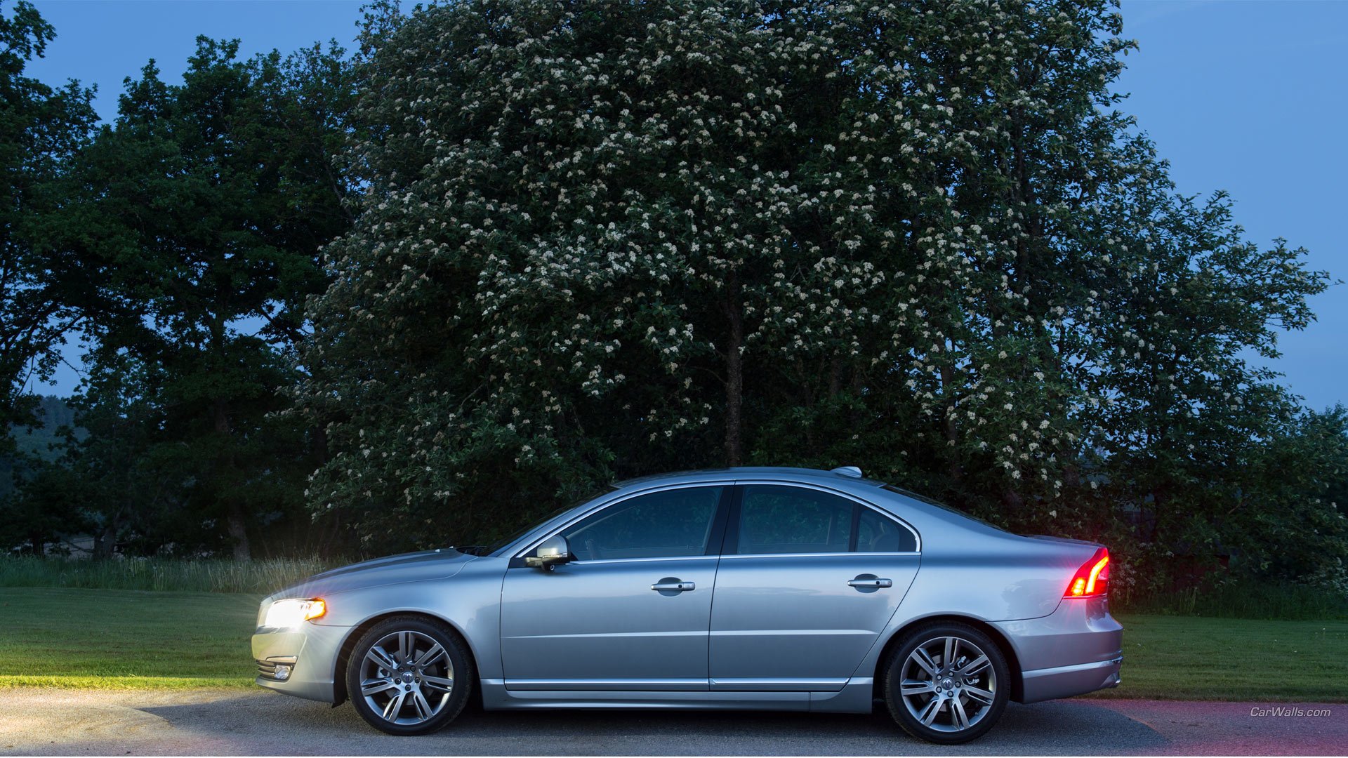 Volvo S80 Wallpapers