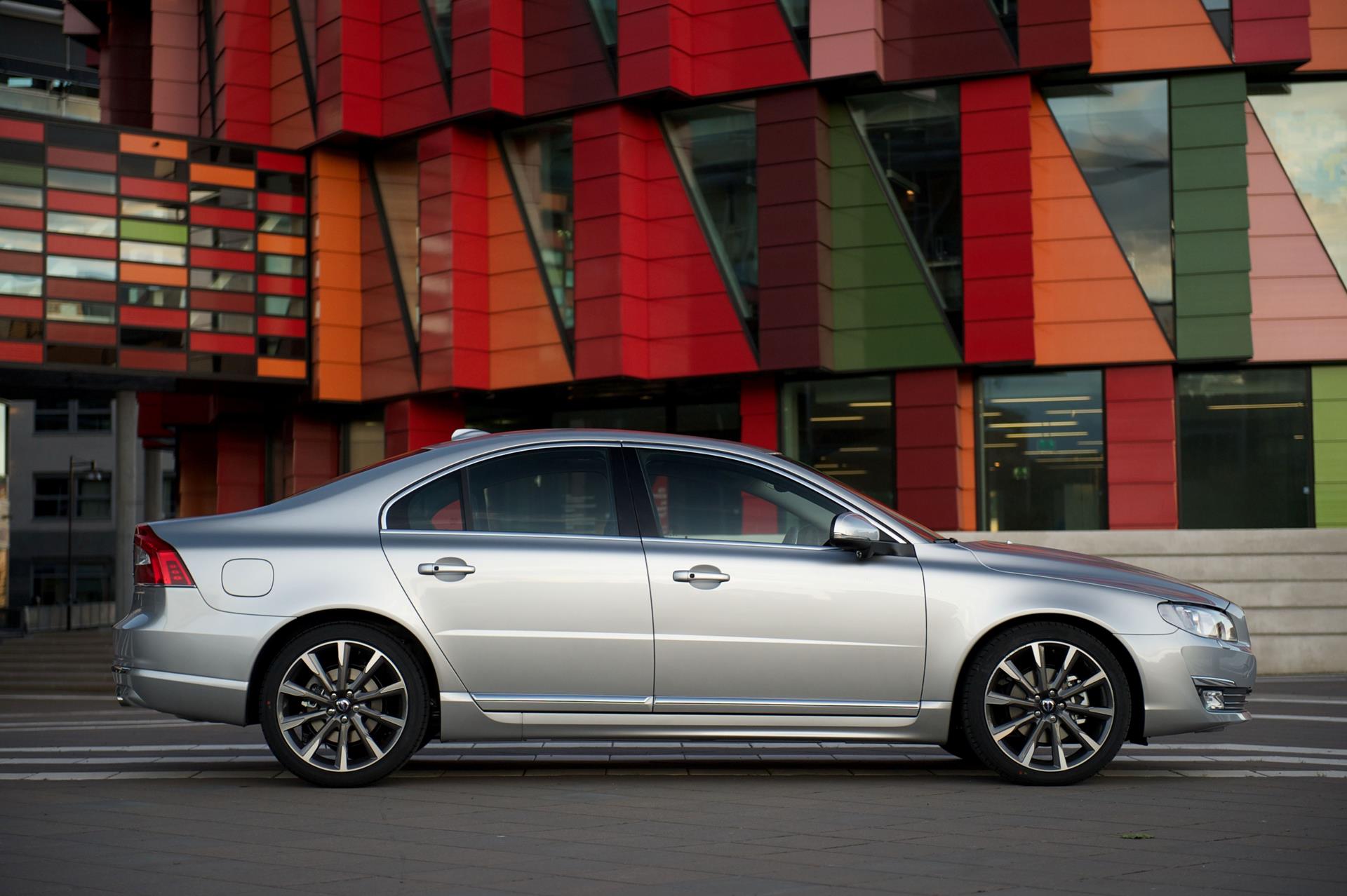 Volvo S80 Wallpapers