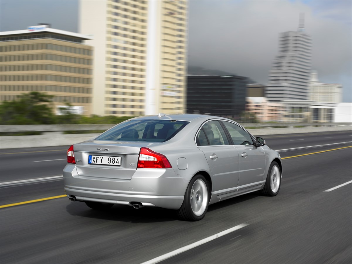 Volvo S80 Wallpapers