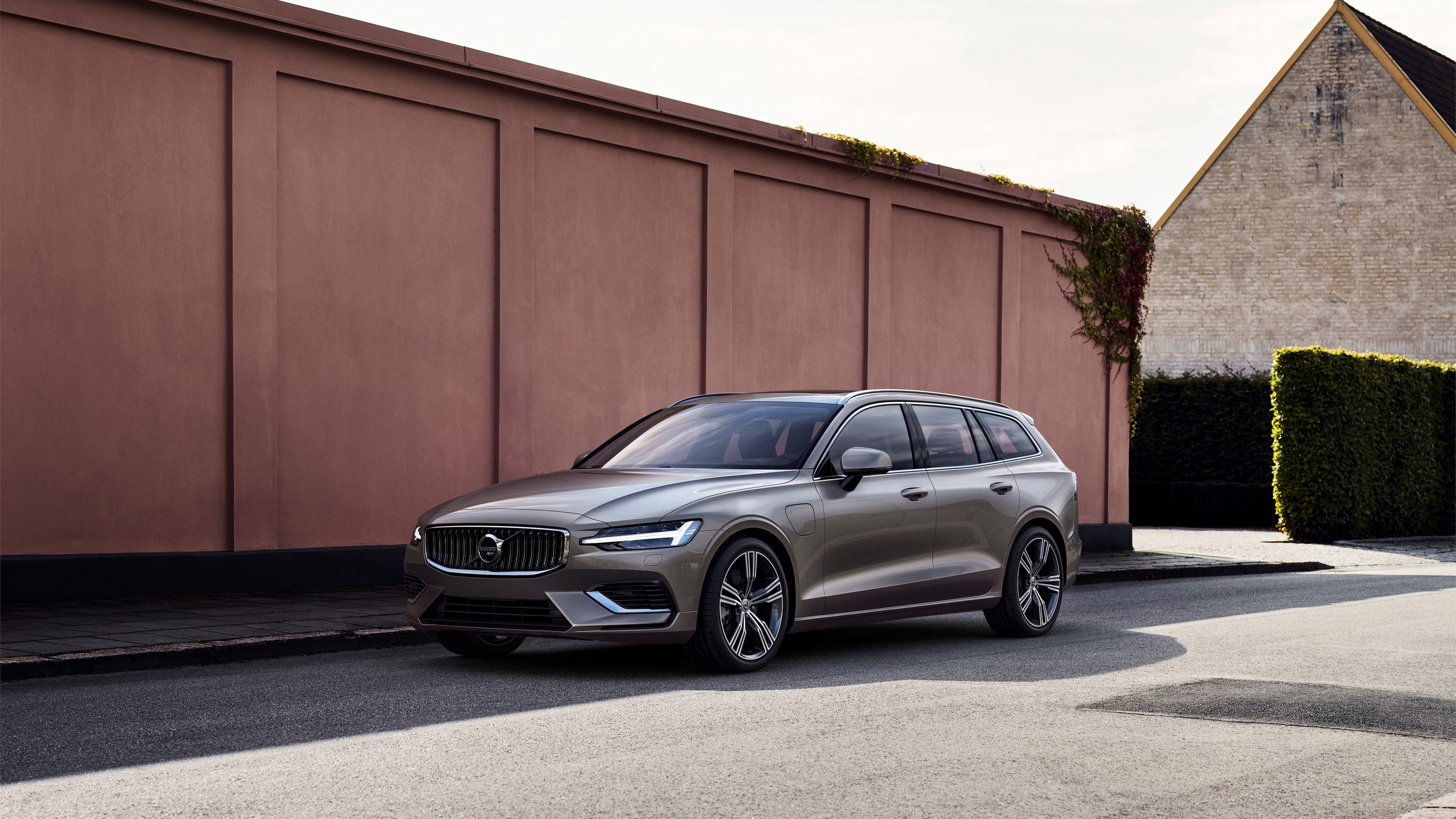 Volvo V60 Wallpapers