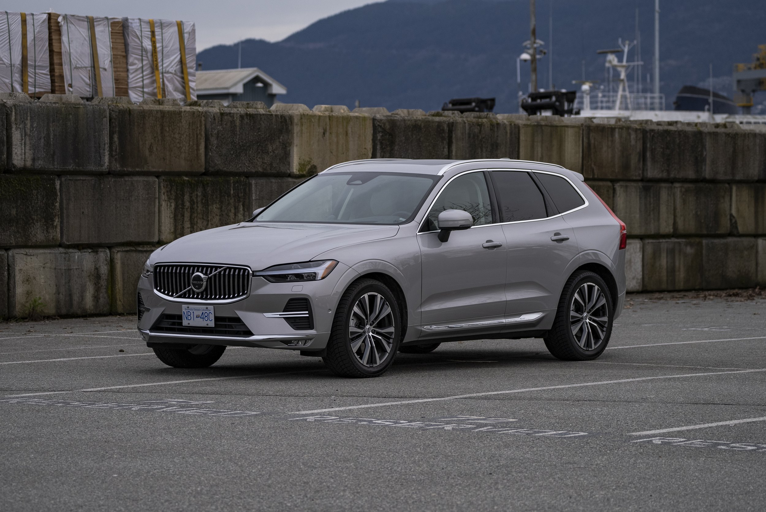 Volvo Xc60 B6 Awd Wallpapers