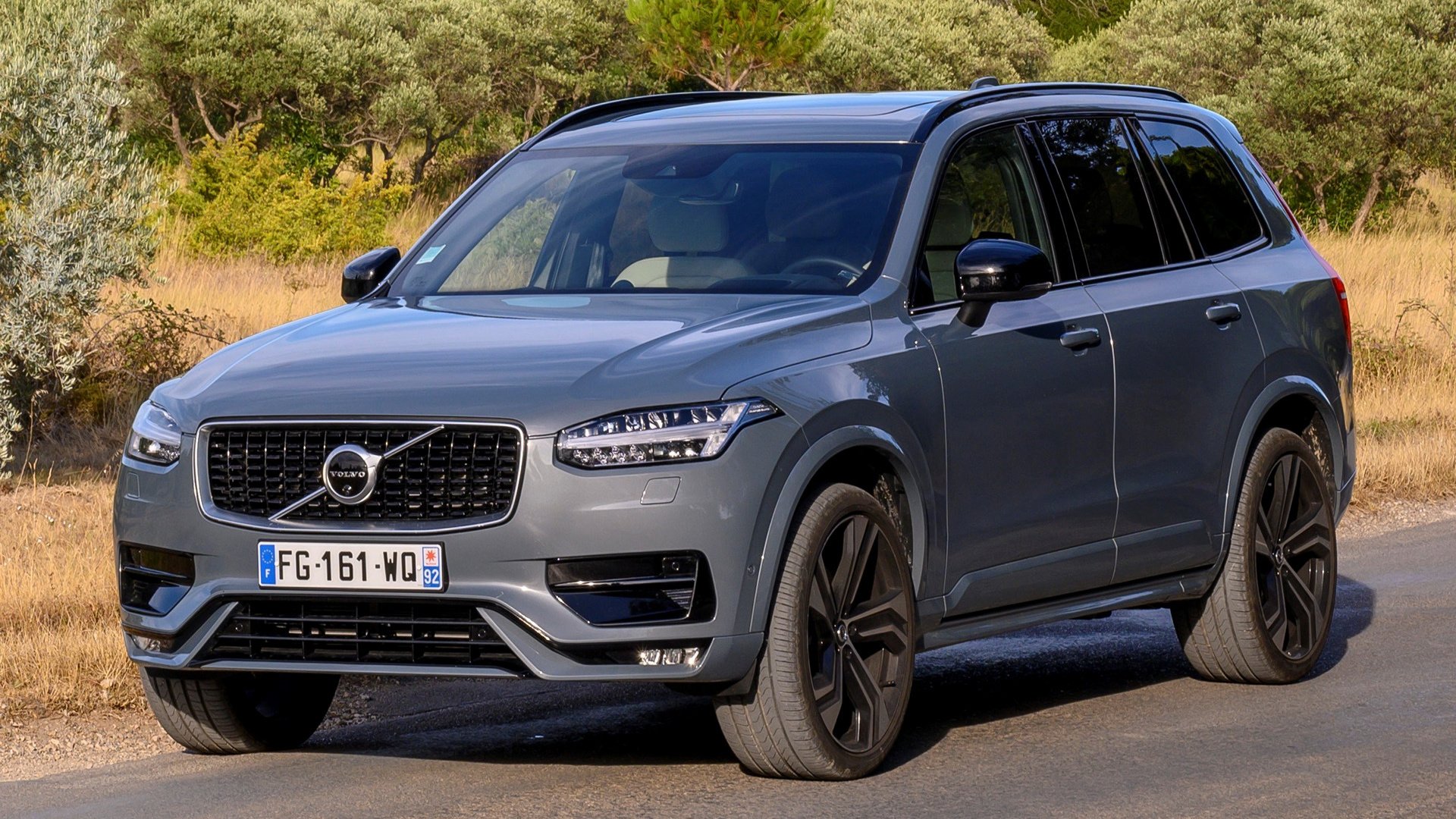 Volvo Xc90 R-Design Wallpapers