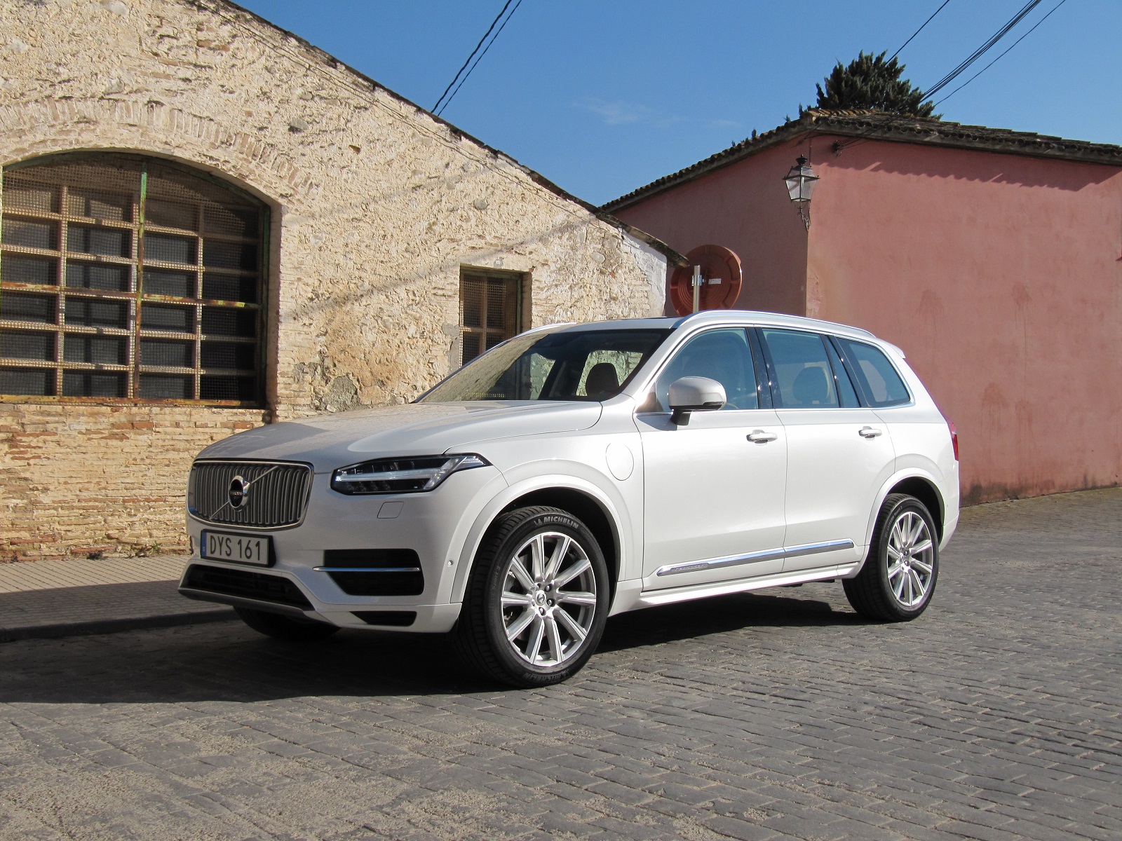 Volvo Xc90 Twin Engine R-Design Wallpapers