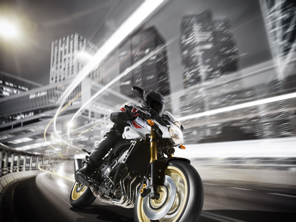 Yamaha Fz8 Wallpapers