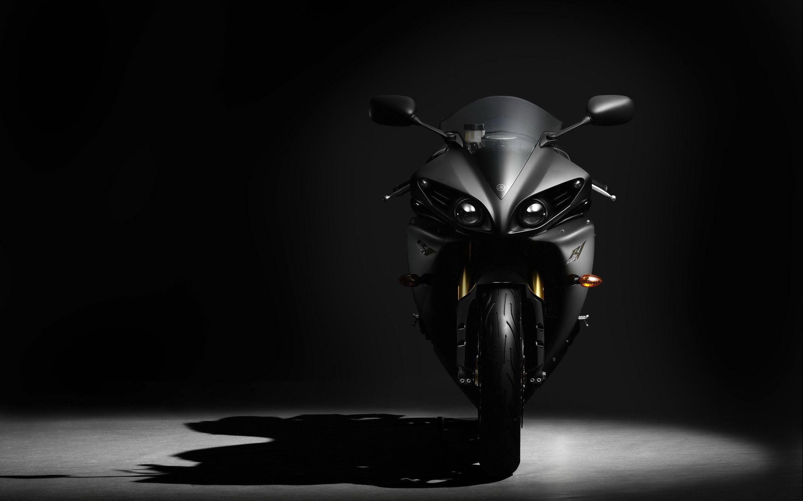 Yamaha R1 Wallpapers