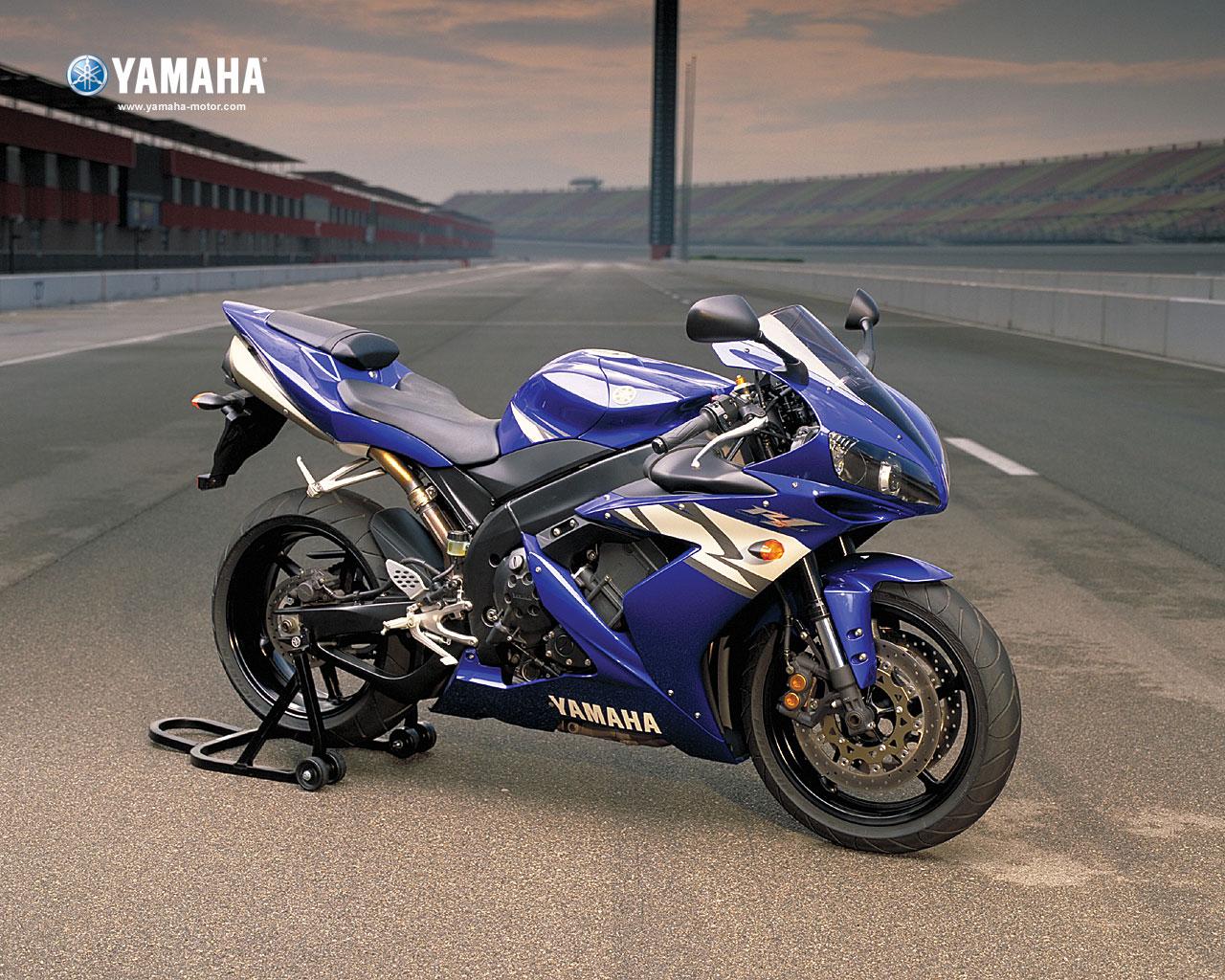 Yamaha R1 Wallpapers