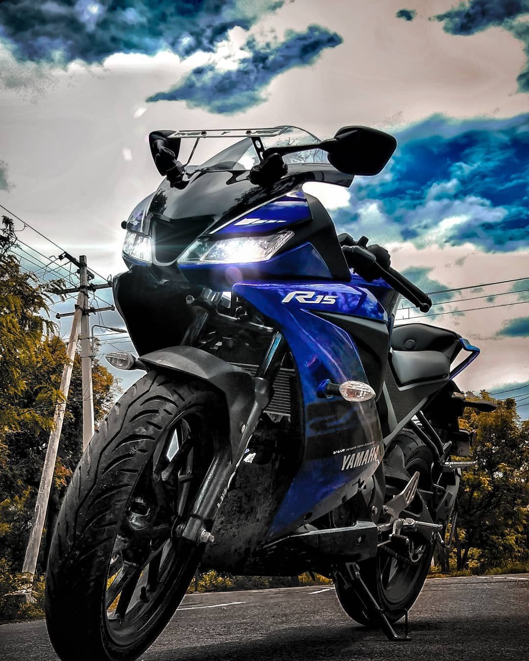 Yamaha Yzf-R15 Wallpapers