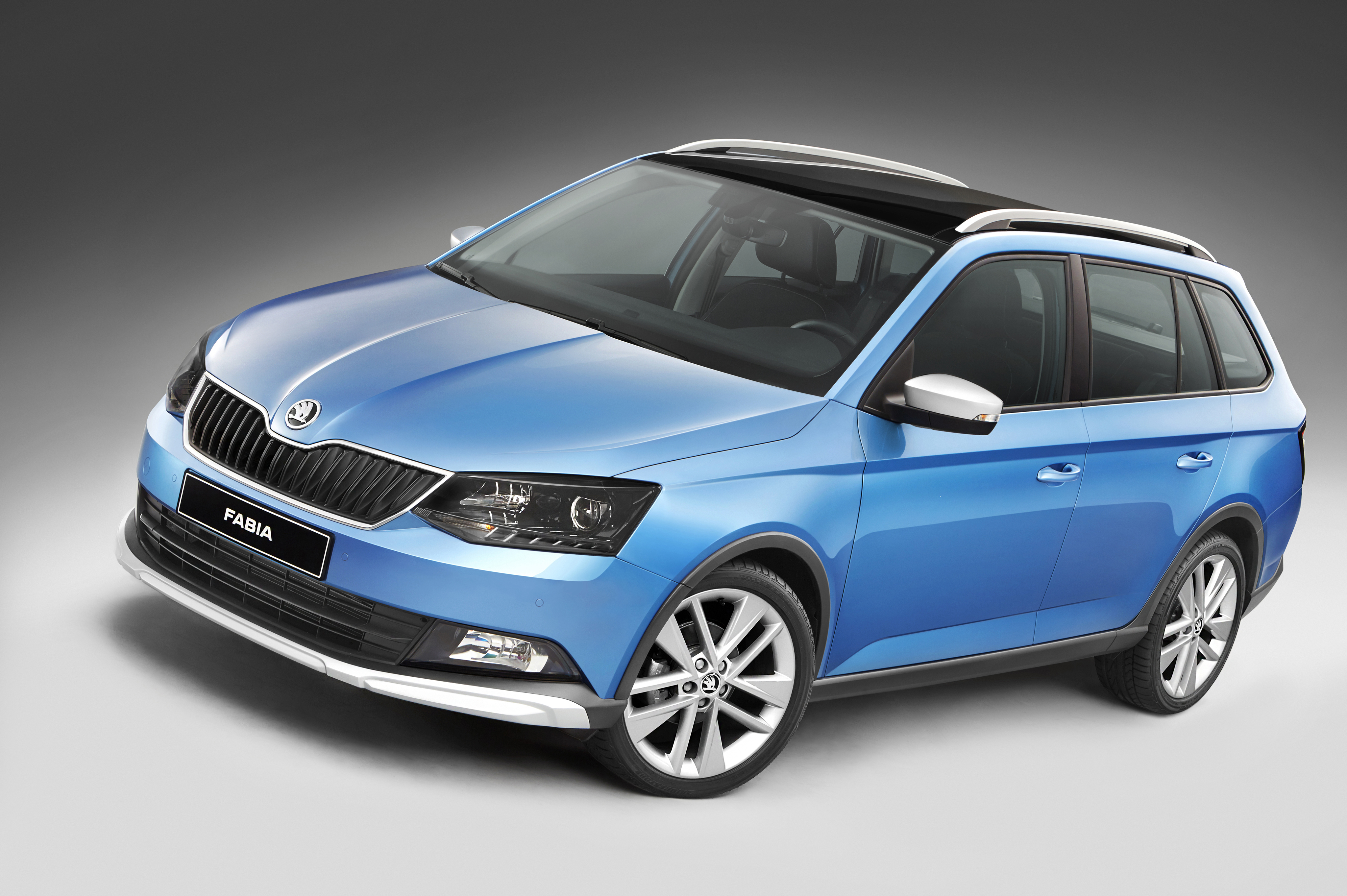 Е Koda Fabia Wallpapers