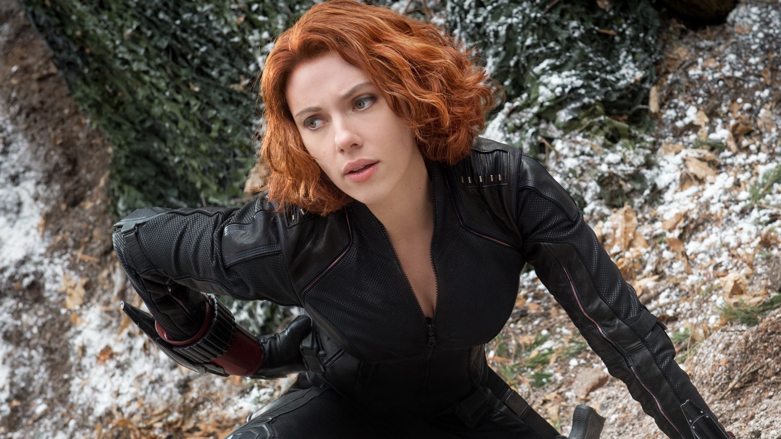 Natasha Romanoff as Black Widow in Marvel Super War Wallpapers