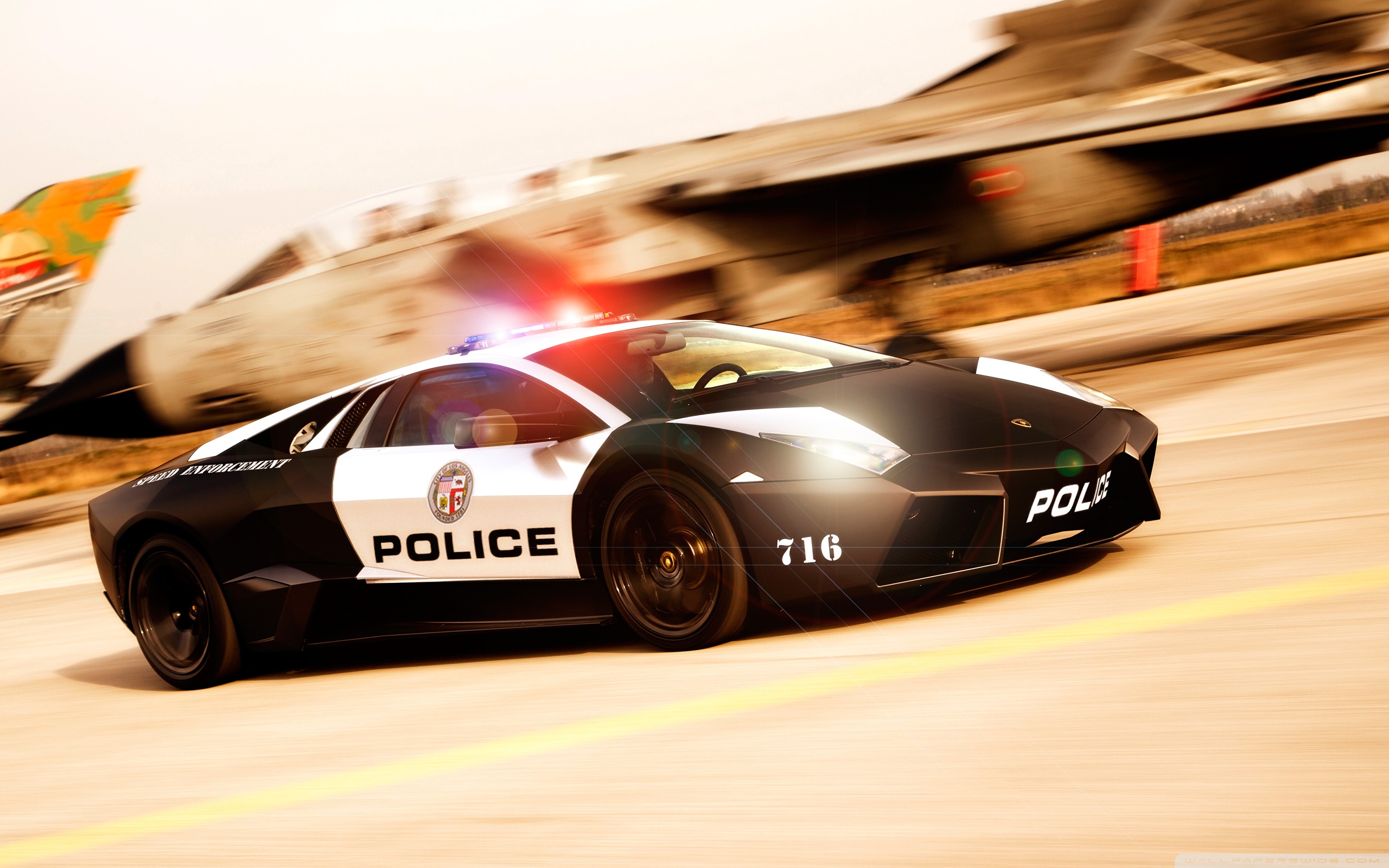 Need For Speed: Hot Pursuit Wallpapers