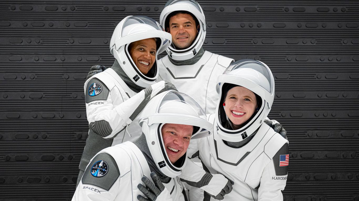 Space Crew Wallpapers