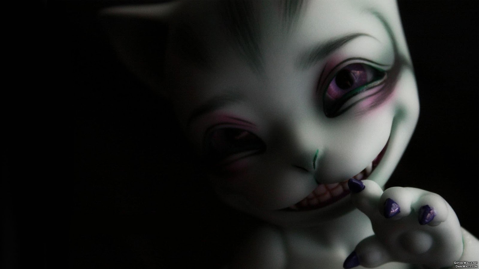 Creepy Creature
 Wallpapers