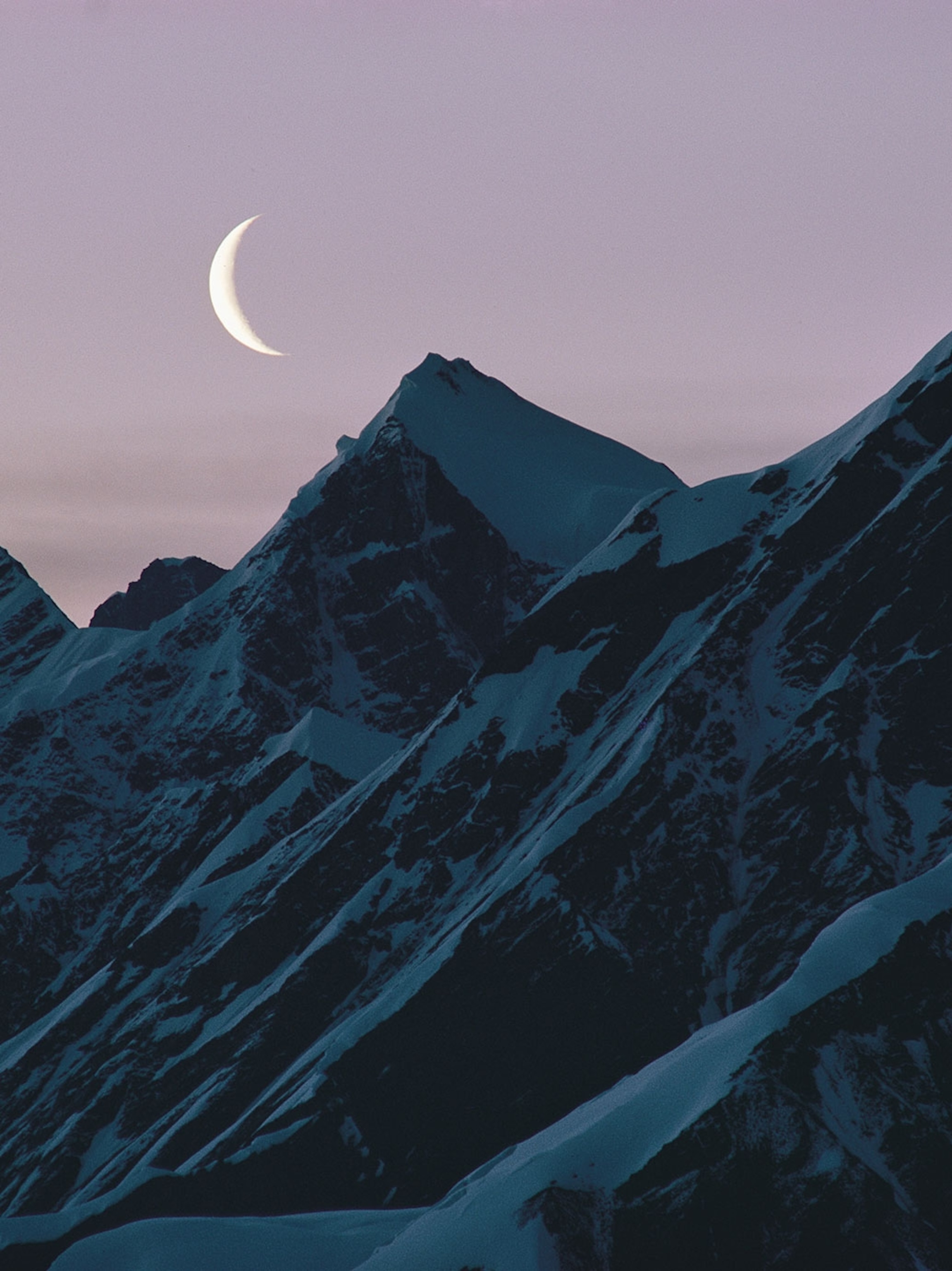 Man Watching Moon Rising Over Mountains
 Wallpapers