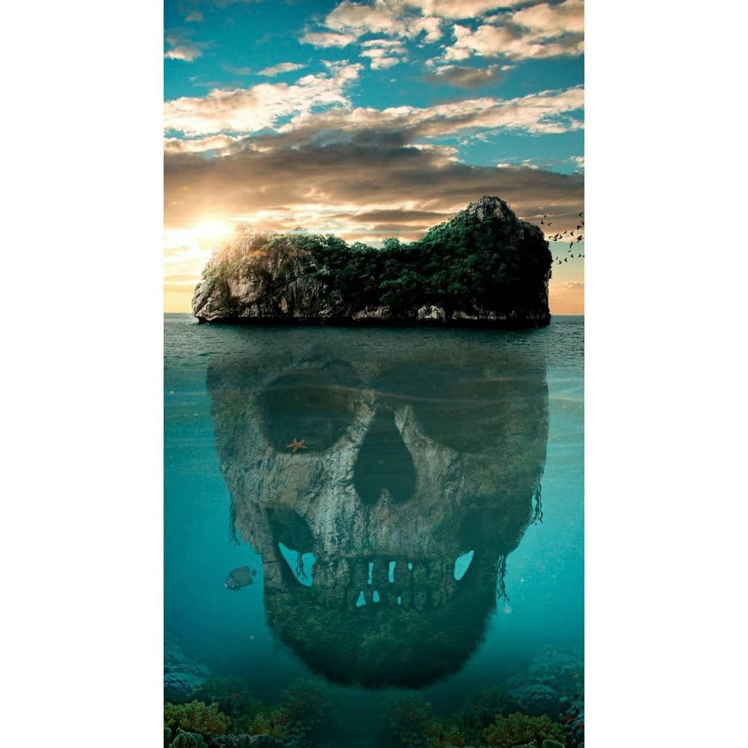 Skull Underwater
 Wallpapers