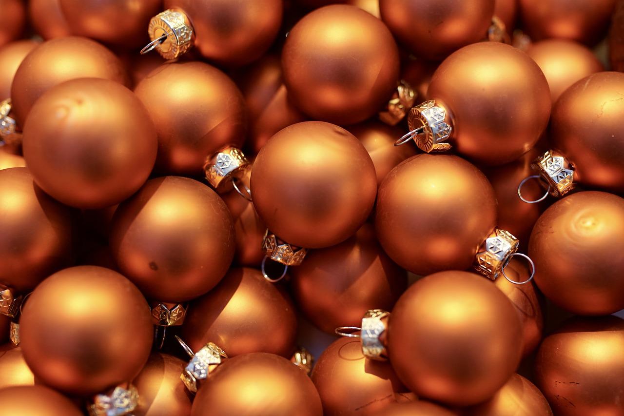 Christmas Balls Wallpapers