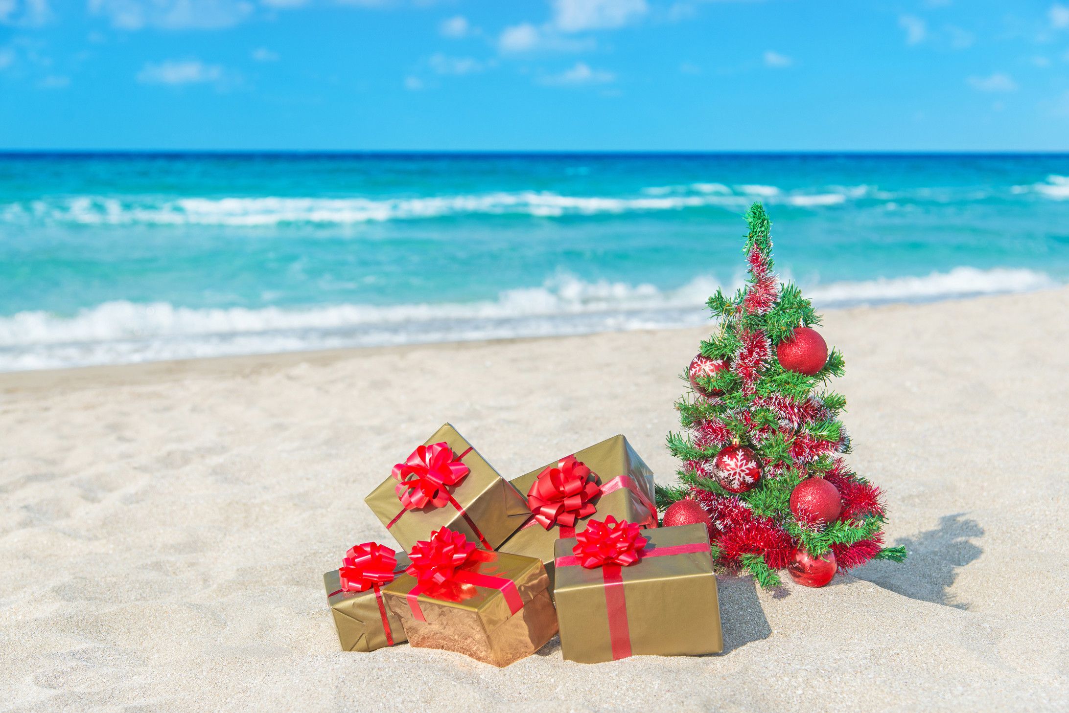 Christmas Beach Wallpapers