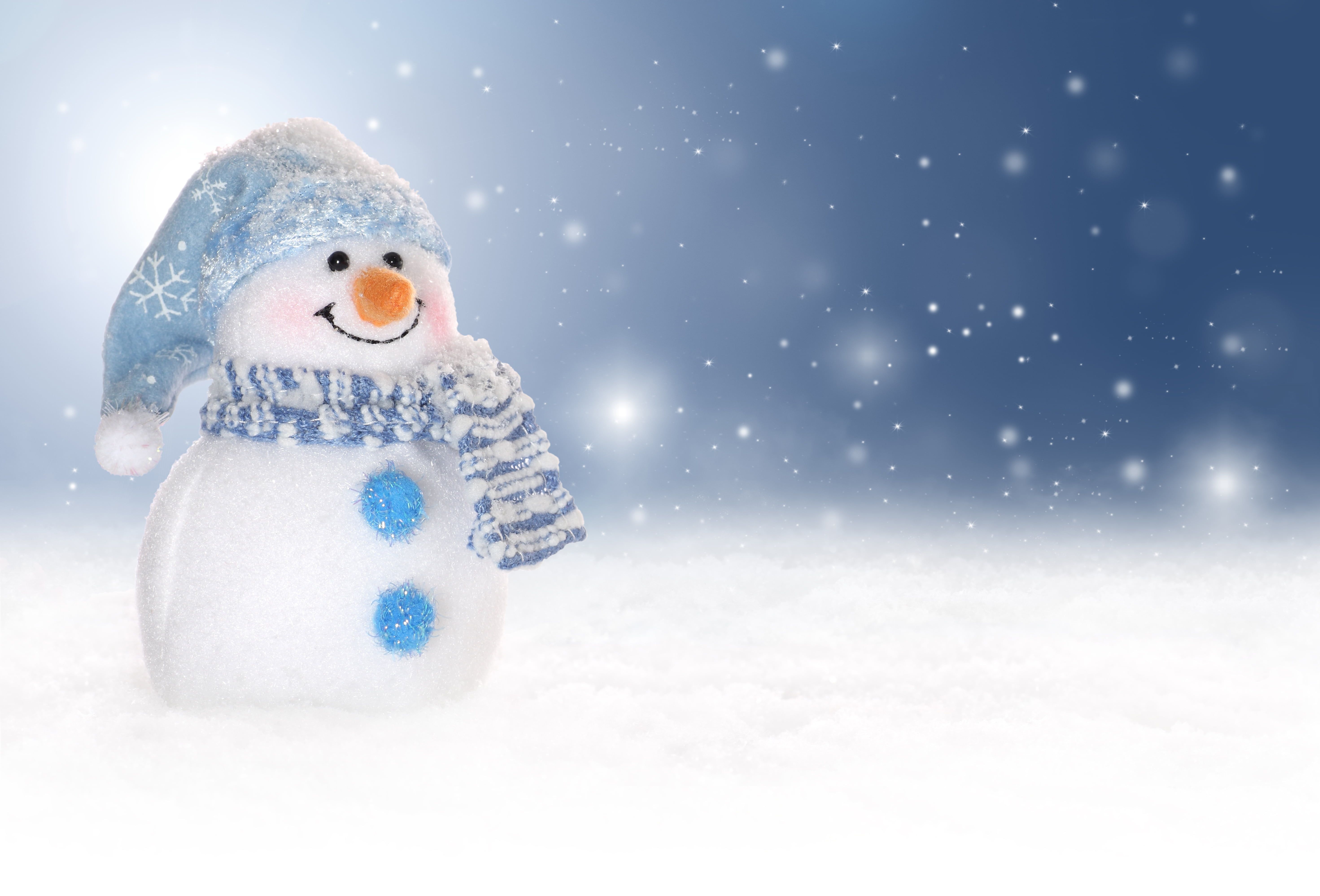 Christmas Cute Snowman Toy Wallpapers