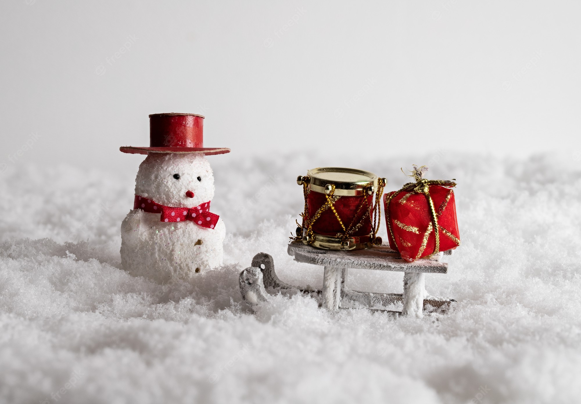 Christmas Cute Snowman Toy Wallpapers