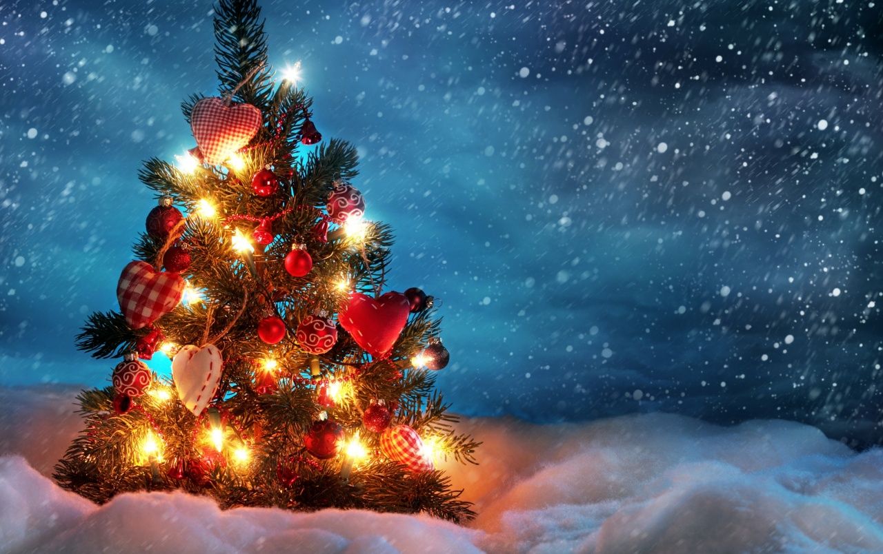 Christmas Tree Desktop Wallpapers