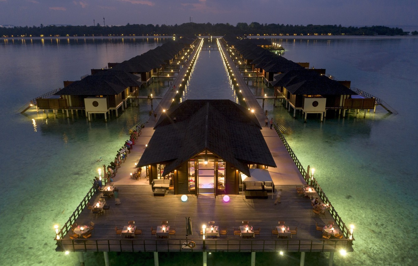 Dining On The Beach At Night In The Maldives Ocean Wallpapers