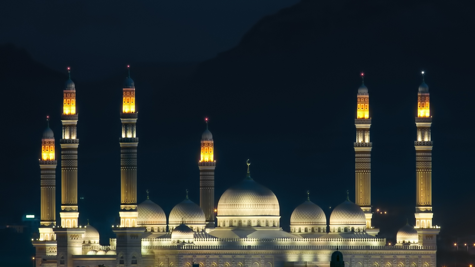 Al Saleh Mosque Wallpapers