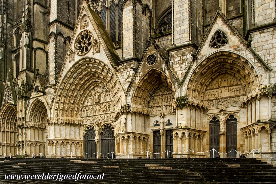 Bourges Cathedral Wallpapers