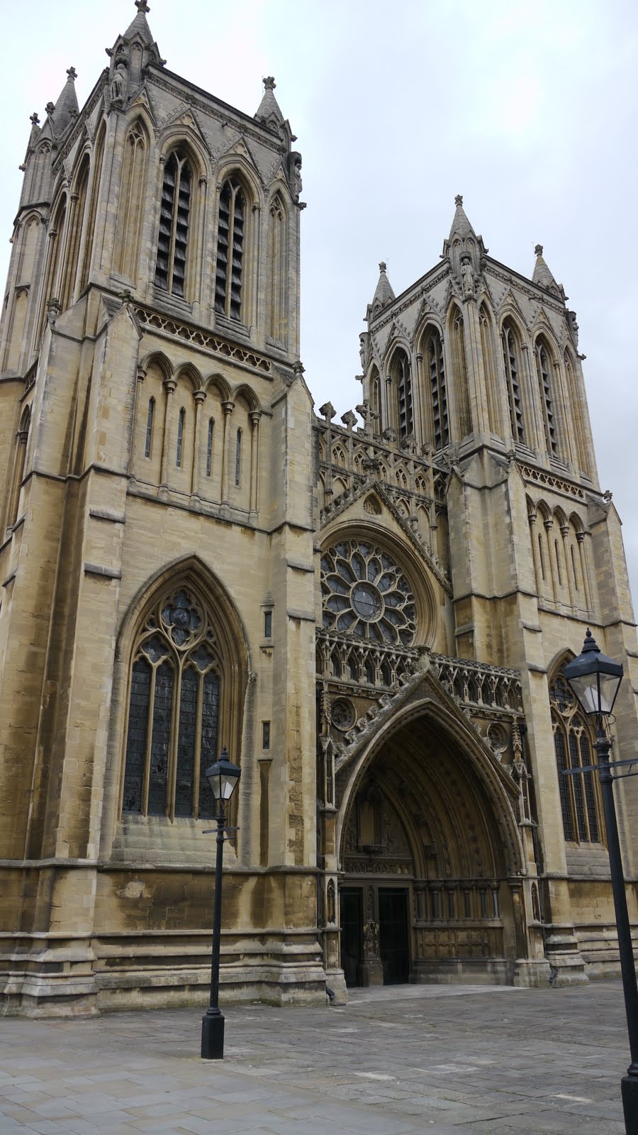 Bristol Cathedral Wallpapers