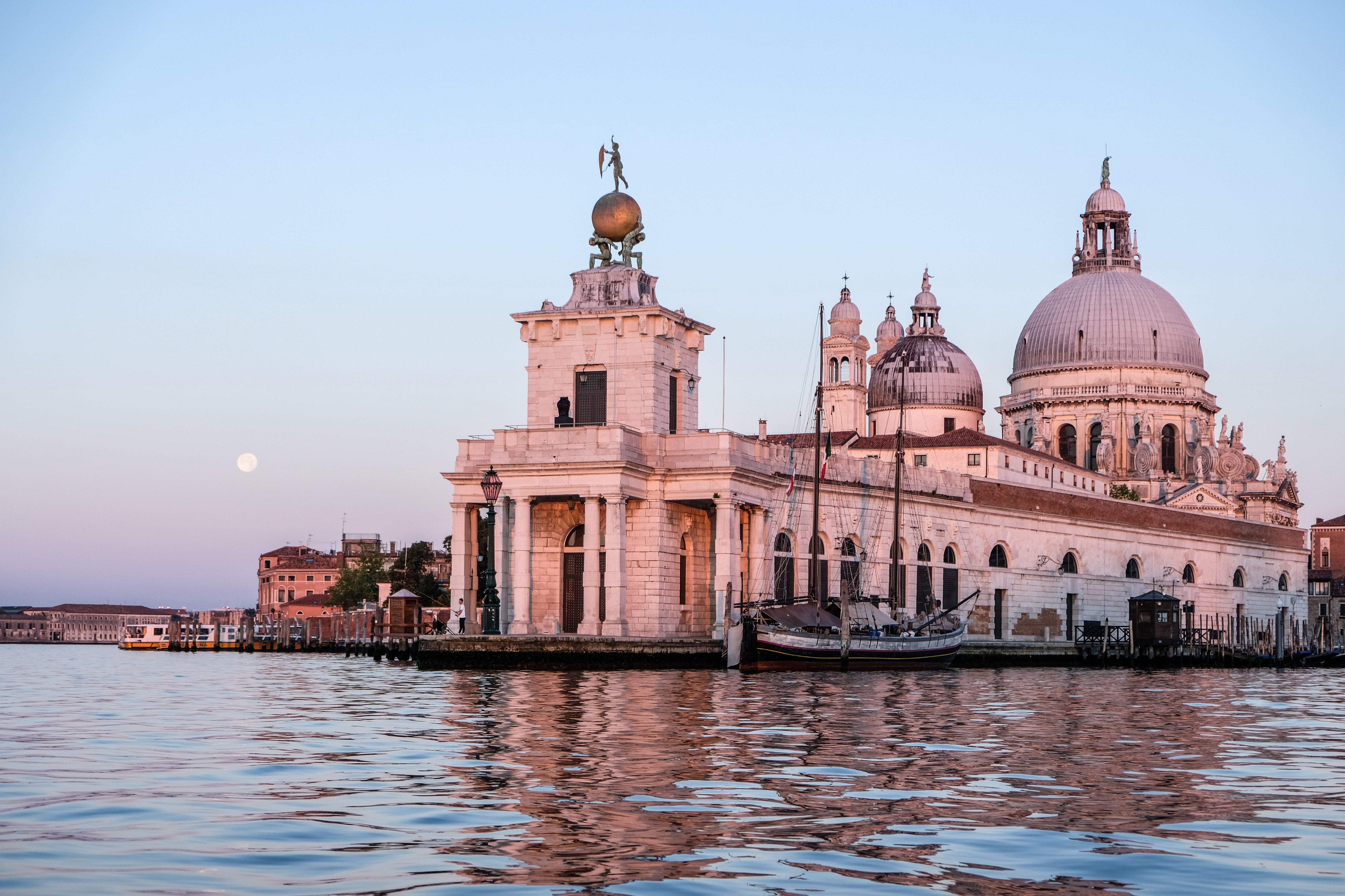 Cathedral Santa Maria Della Salute Wallpapers