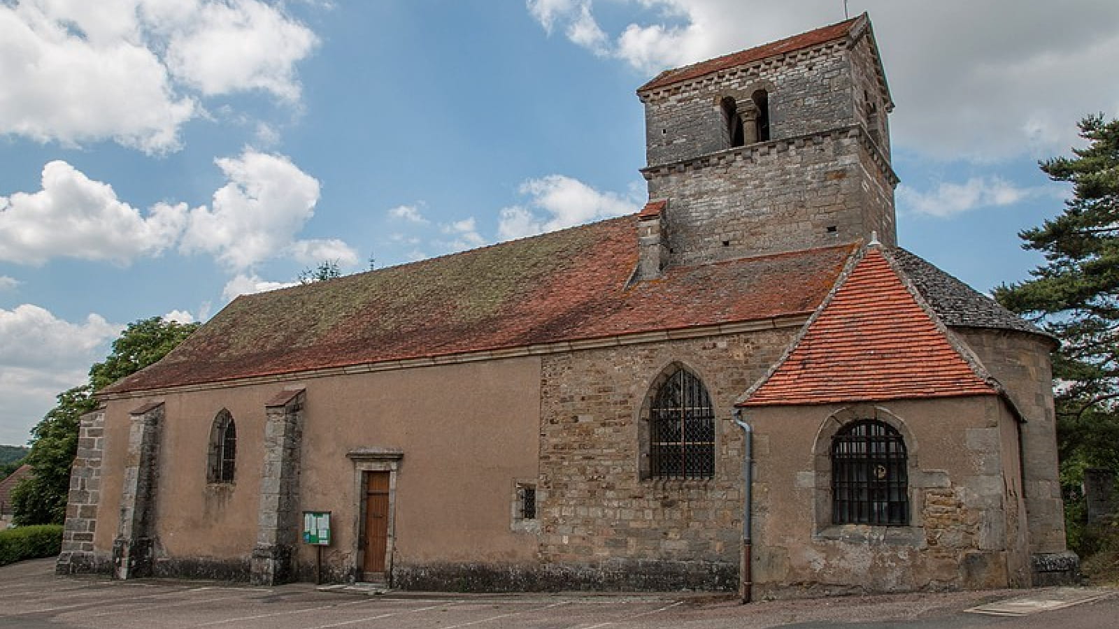 Church Of Saint-Pierre Wallpapers