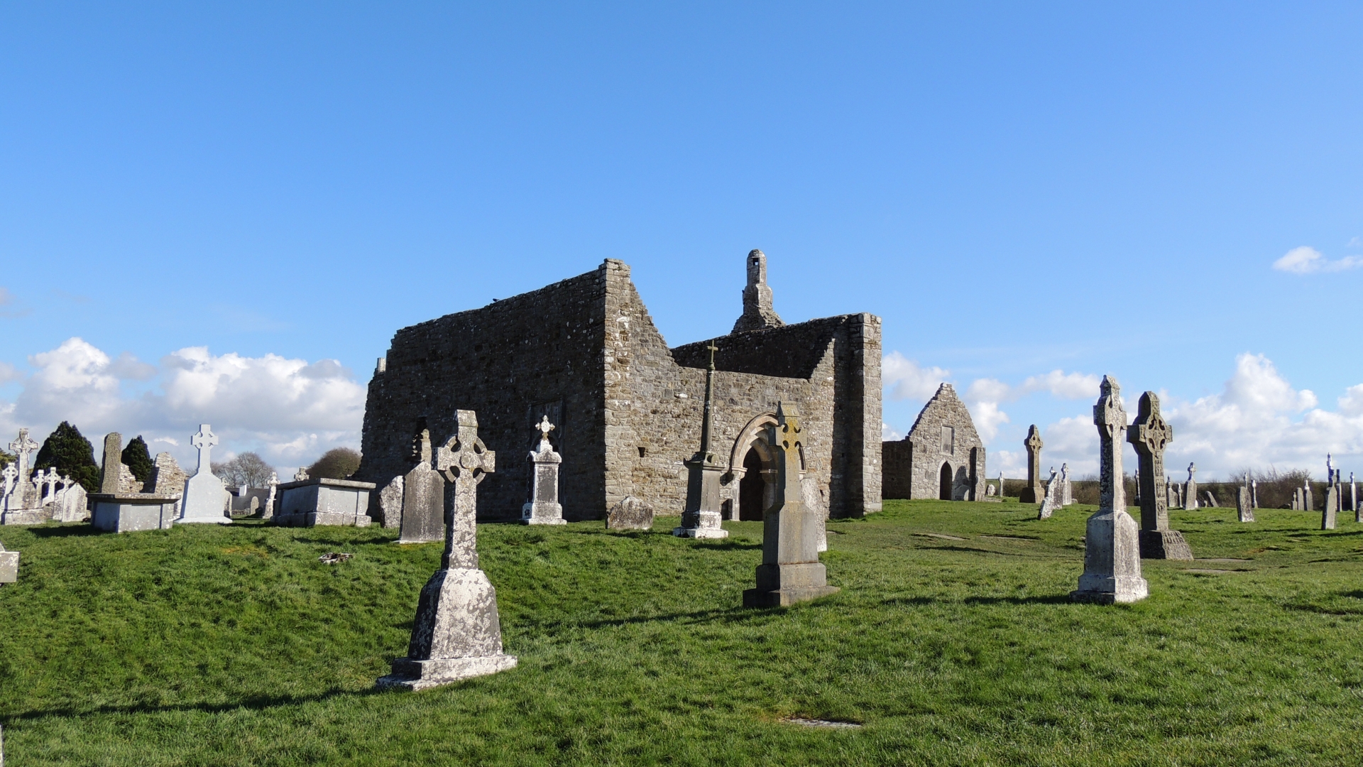 Clonmacnoise Monastery Wallpapers