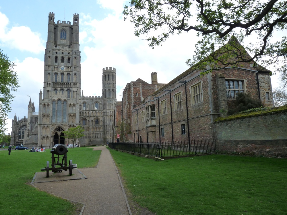 Ely Cathedral Wallpapers