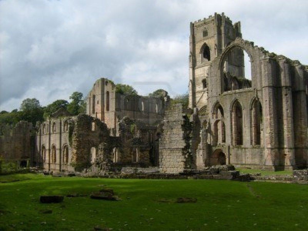 Fountains Abbey Wallpapers