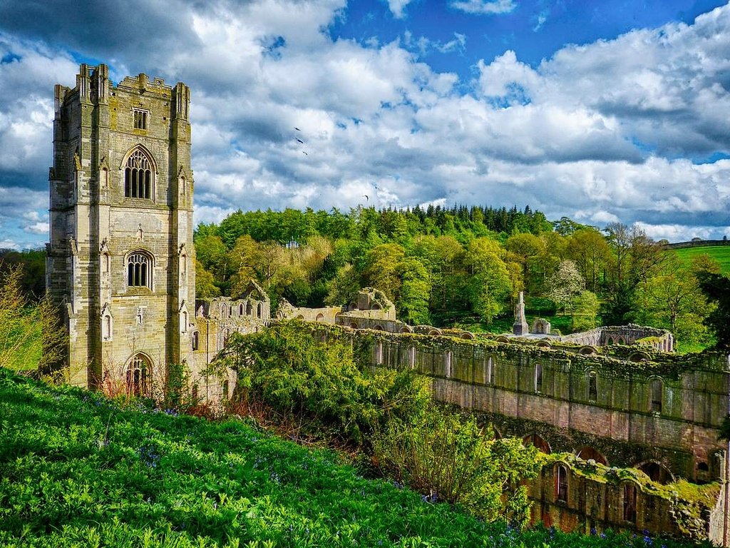 Fountains Abbey Wallpapers