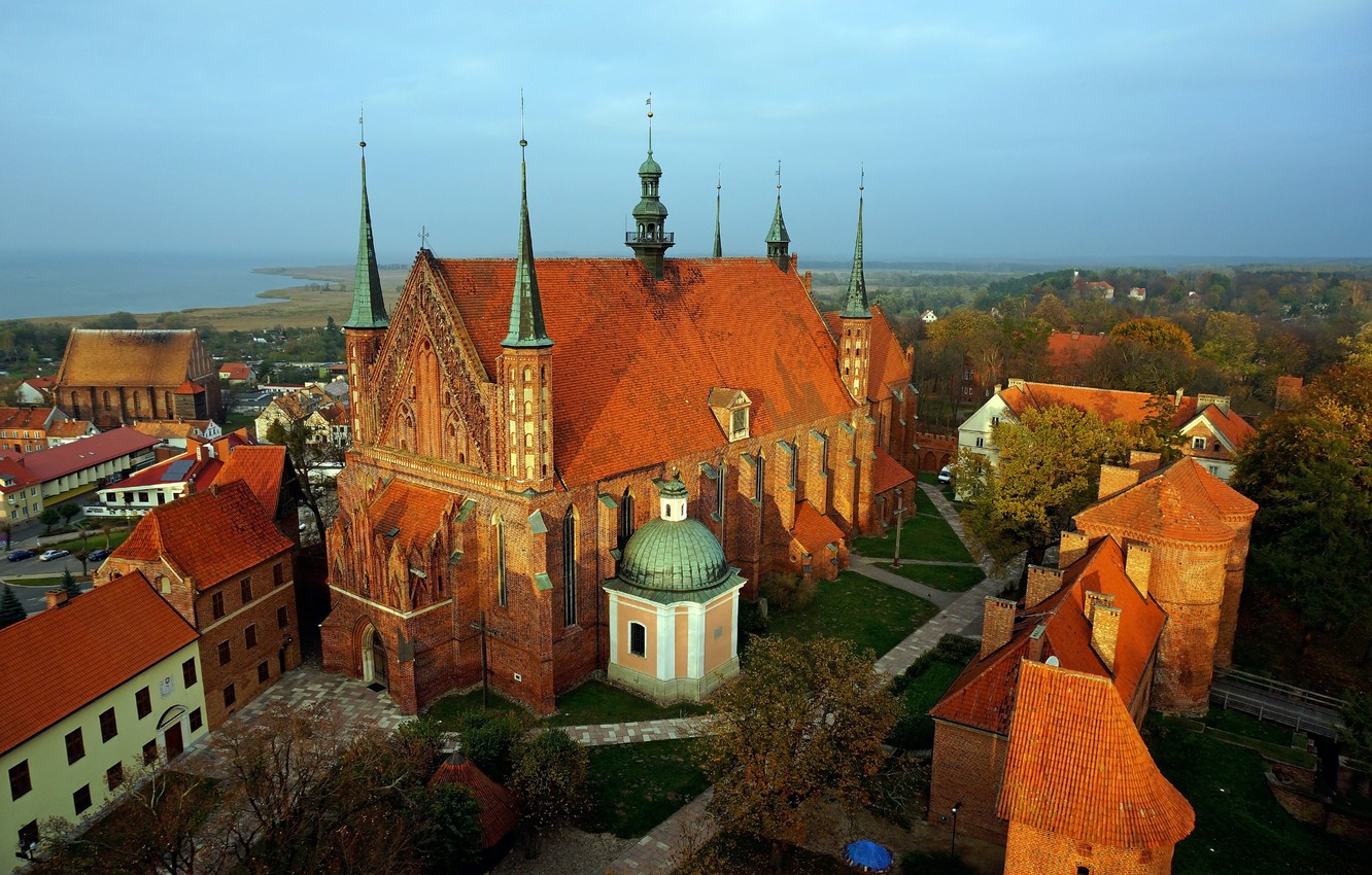 Frombork Cathedral Wallpapers