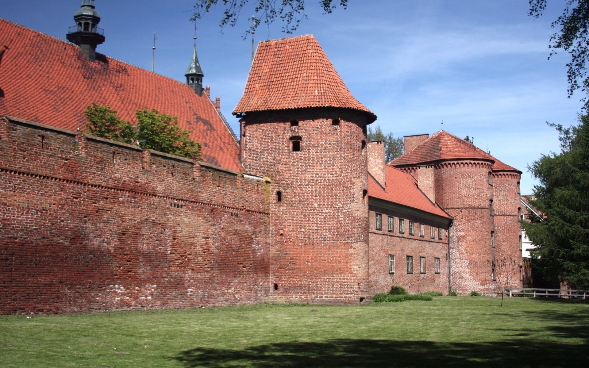 Frombork Cathedral Wallpapers