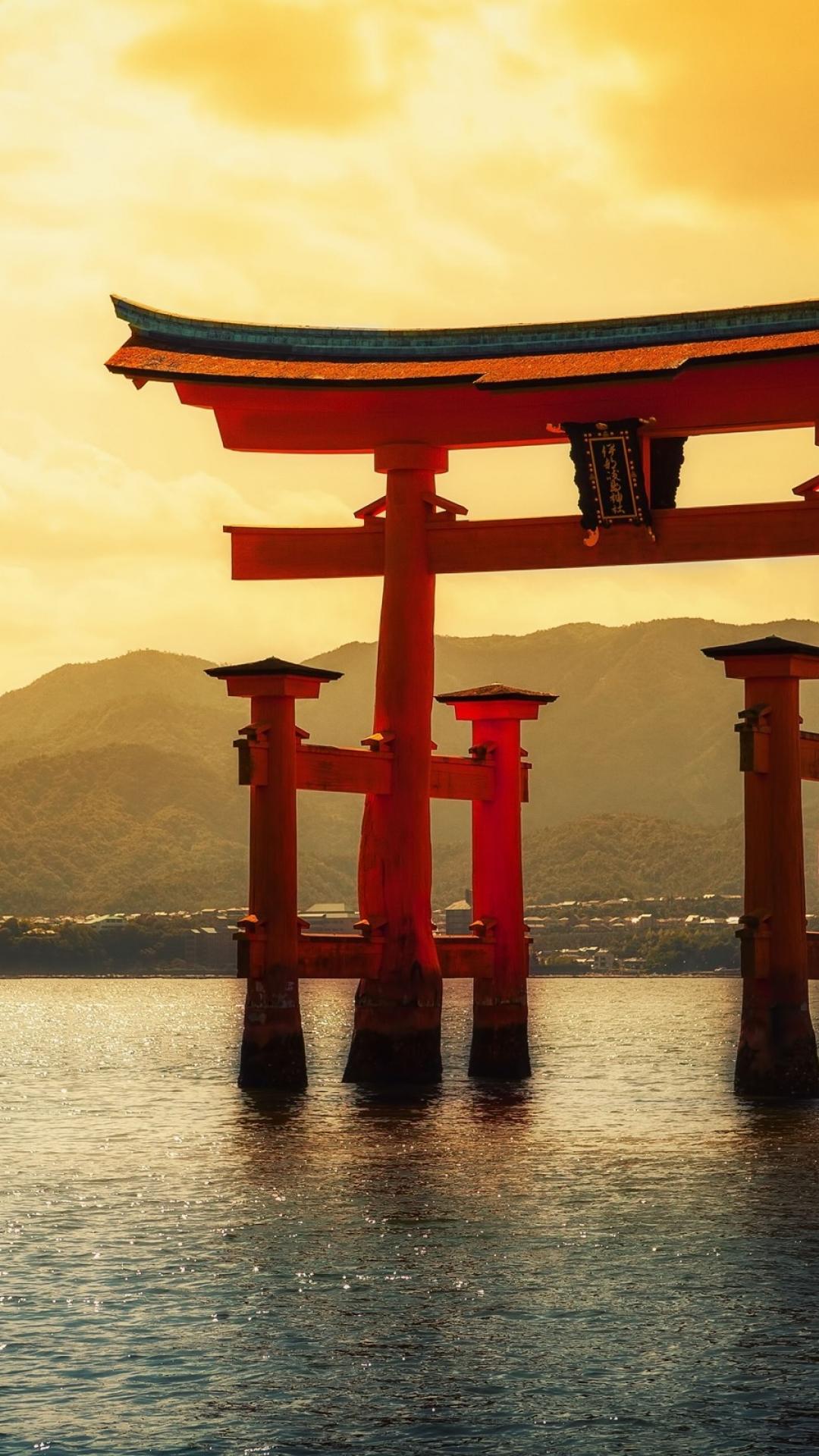 Itsukushima Gate Wallpapers