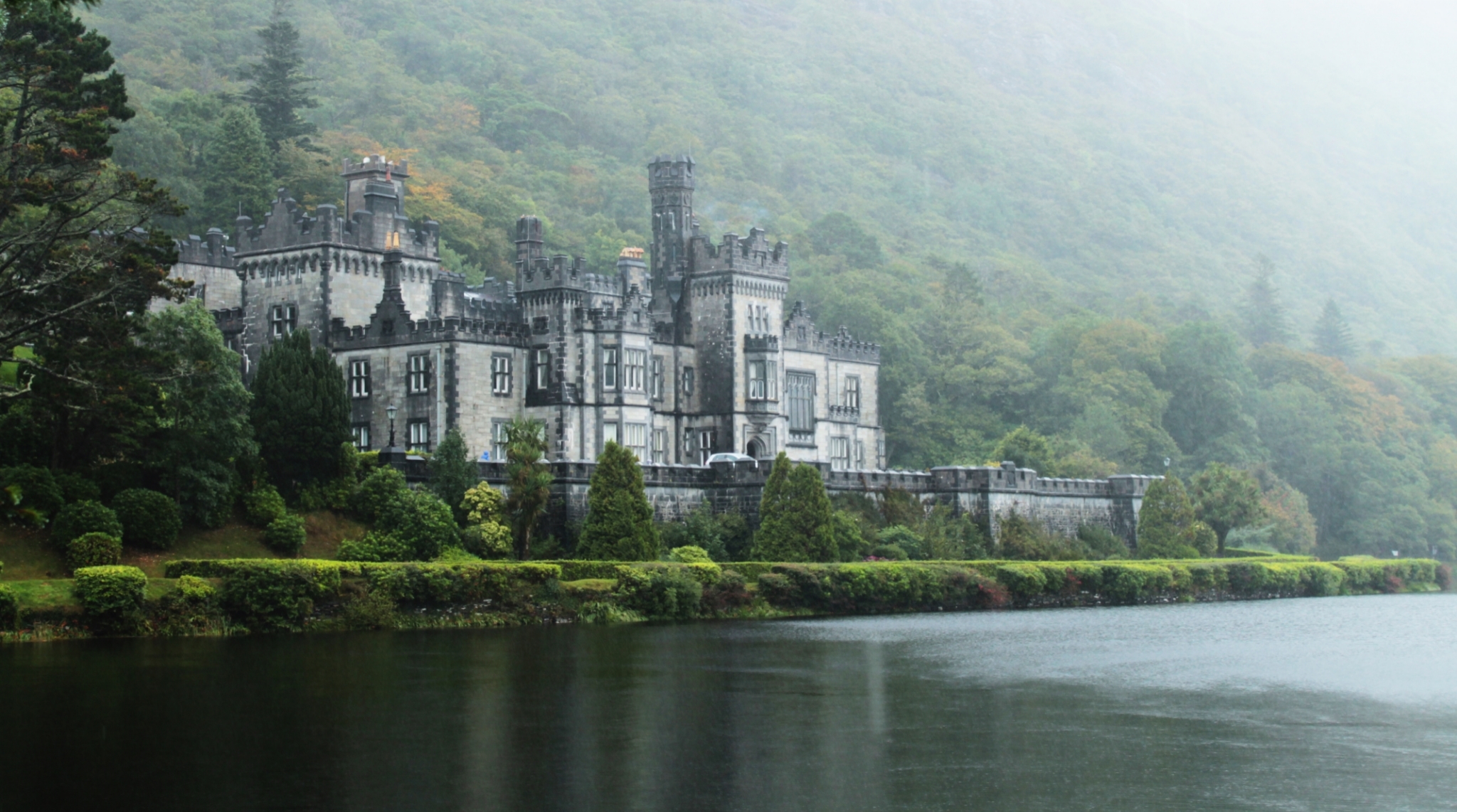 Kylemore Abbey Wallpapers