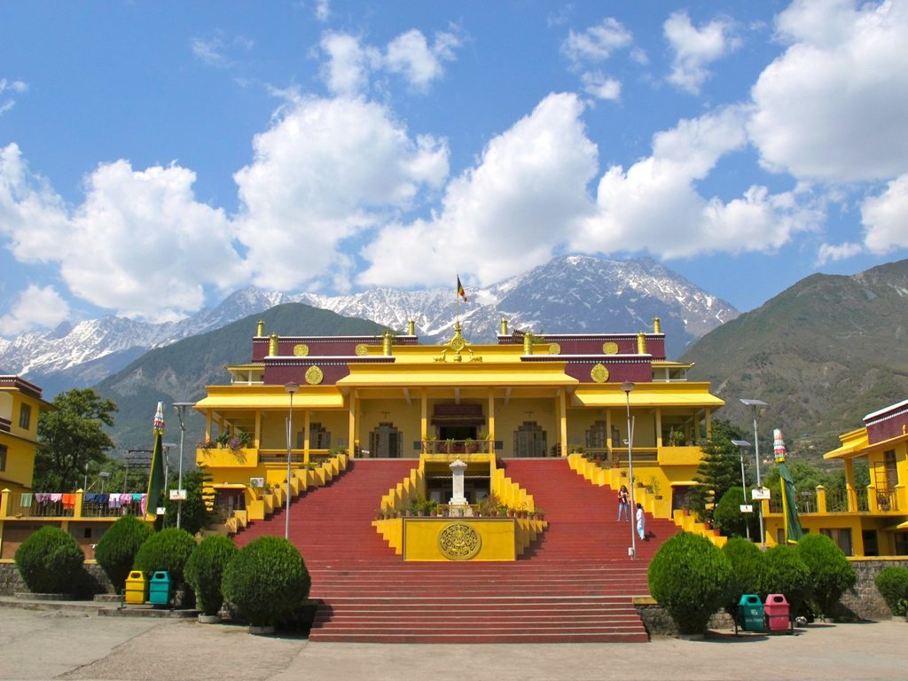 Lama Temple Wallpapers