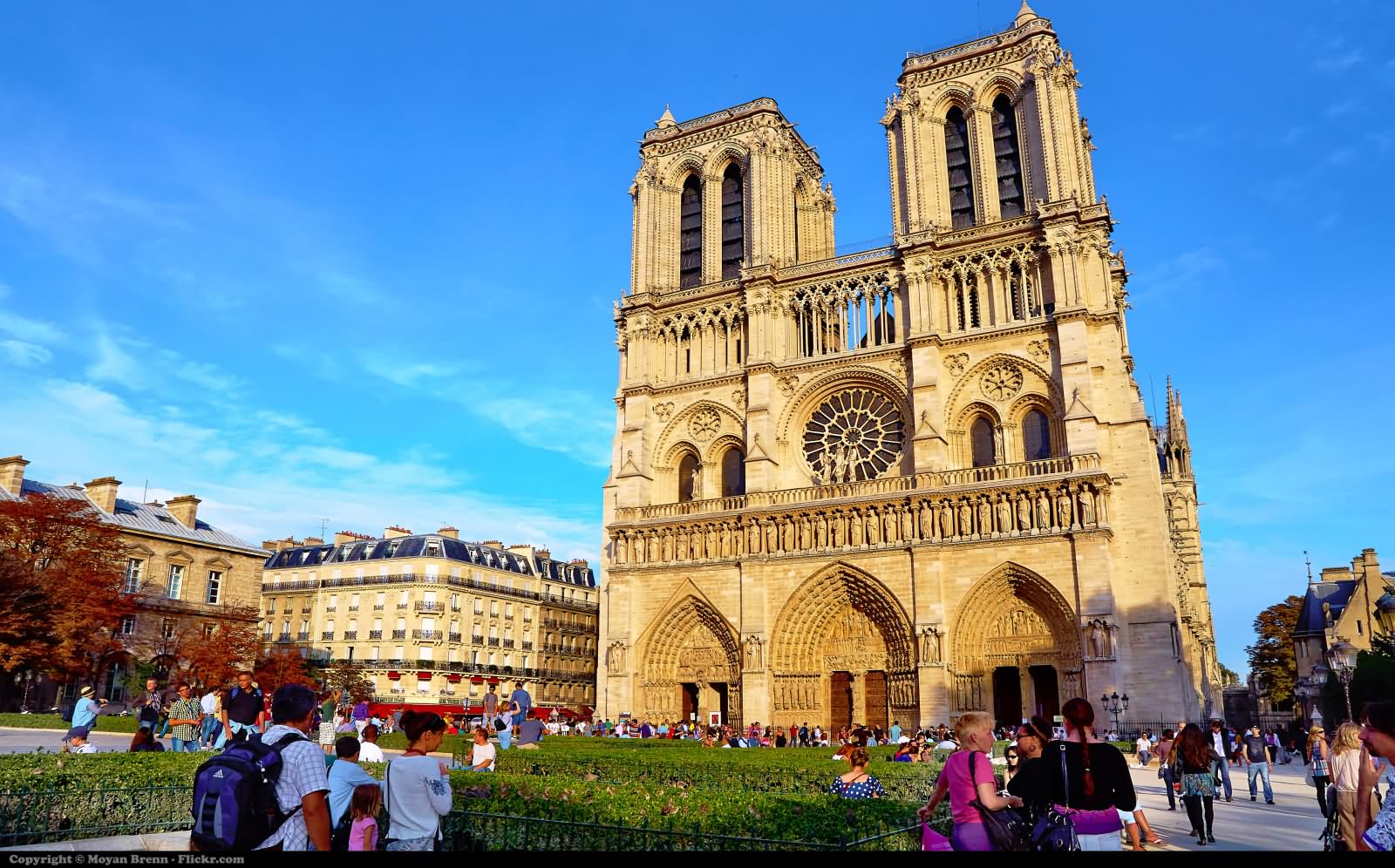 Notre-Dame De Paris Wallpapers