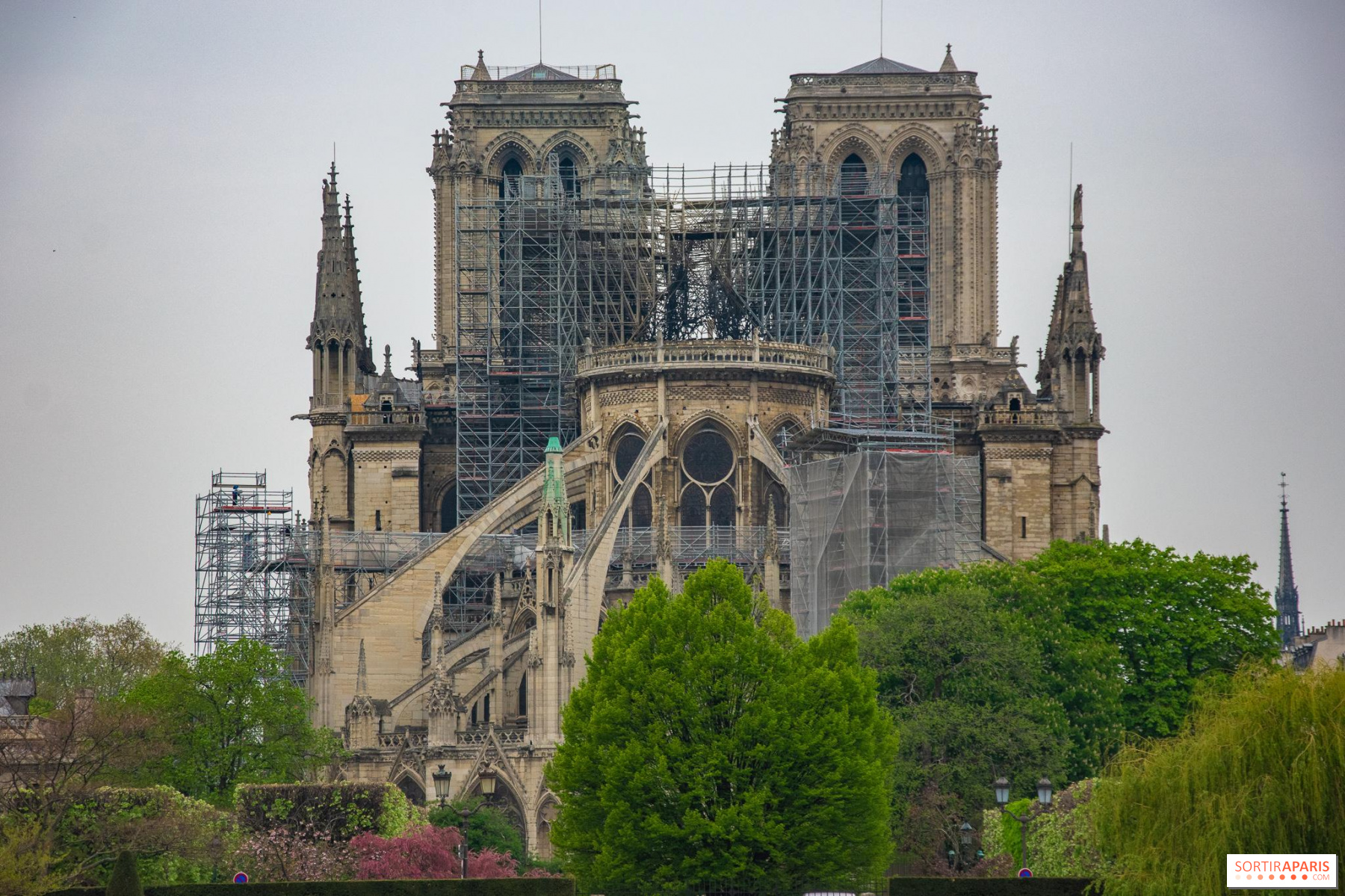 Notre-Dame De Paris Wallpapers