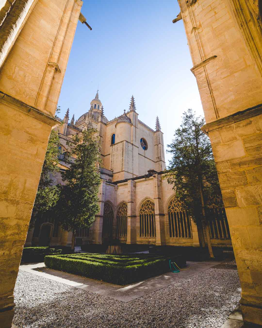 Segovia Cathedral Wallpapers