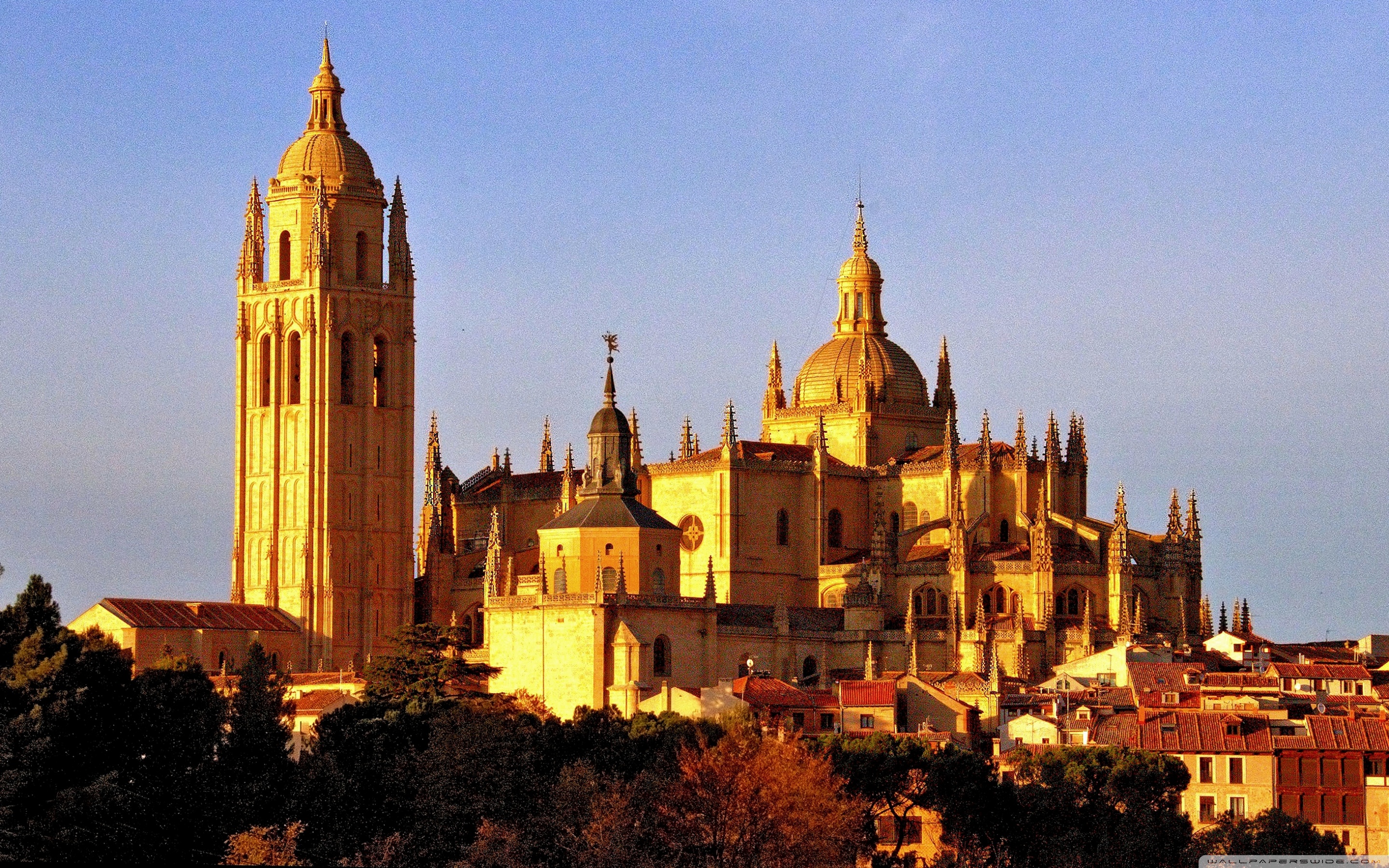 Segovia Cathedral Wallpapers