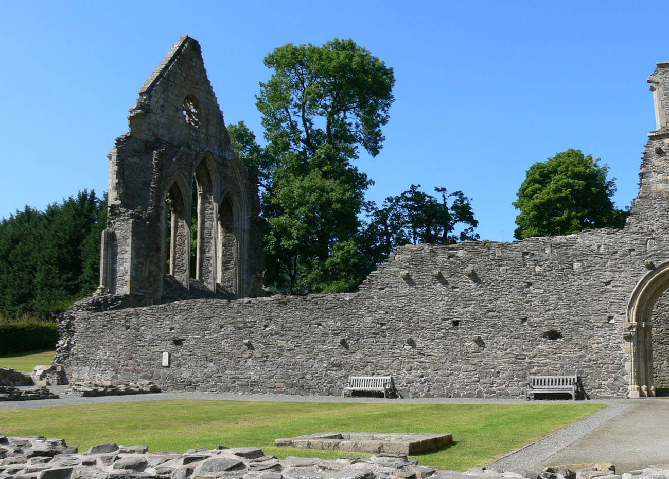 Valle Crucis Abbey Wallpapers