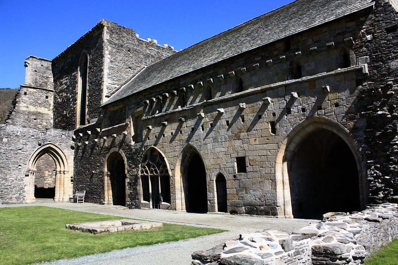 Valle Crucis Abbey Wallpapers