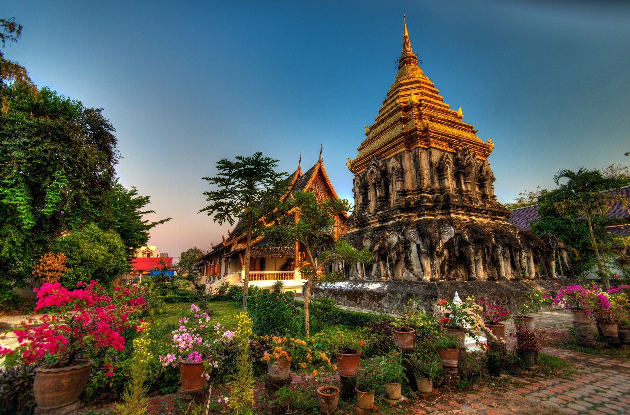 Wat Chiang Man Wallpapers