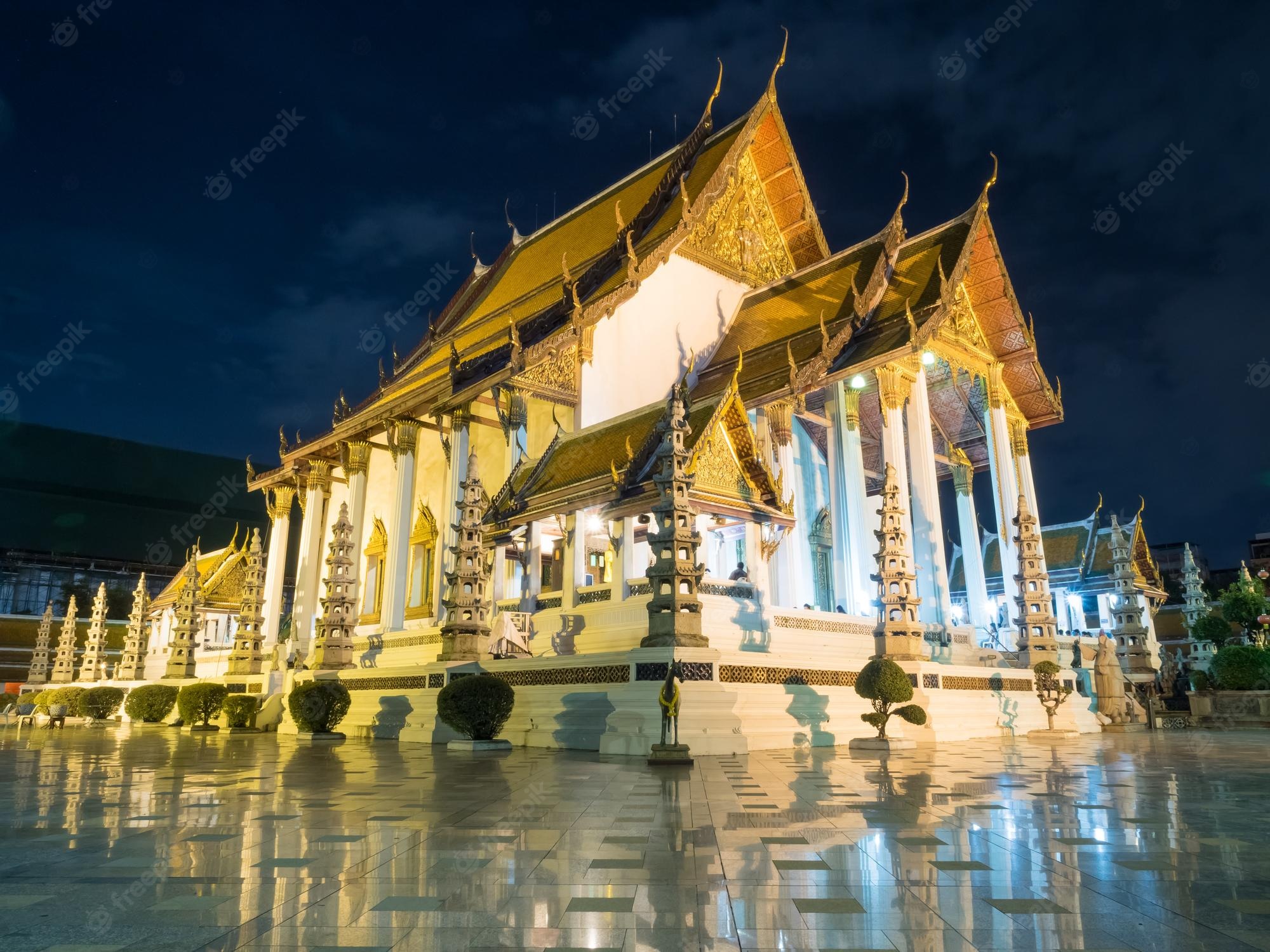 Wat Suthat Wallpapers