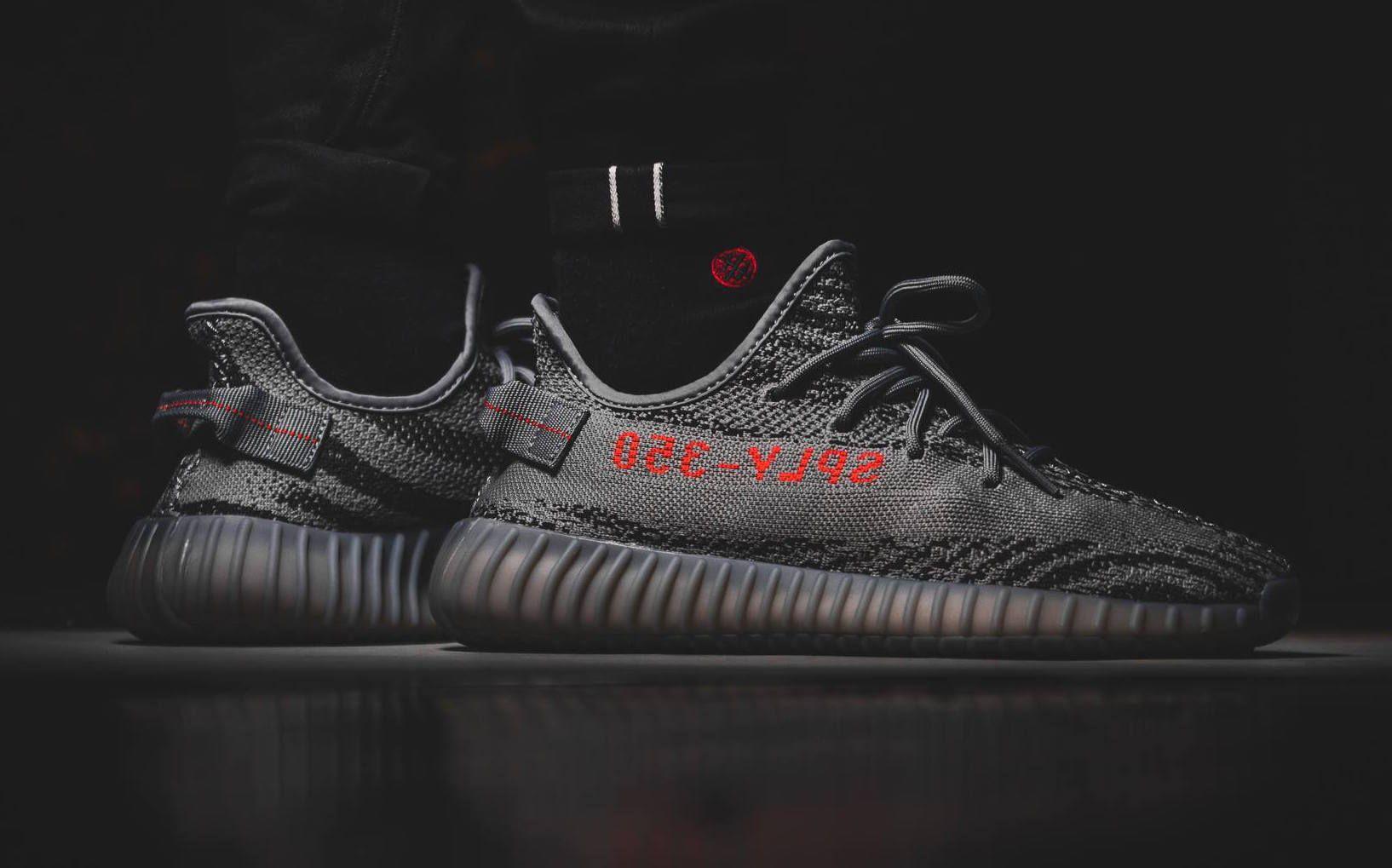 Adidas Yeezy Boost 350 V2 Wallpapers