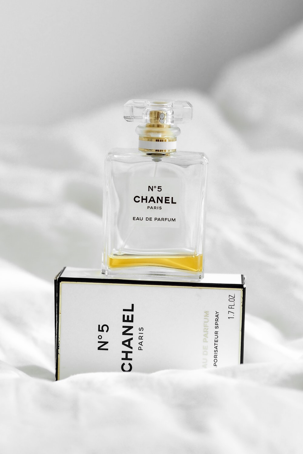 Chanel Perfume Wallpapers