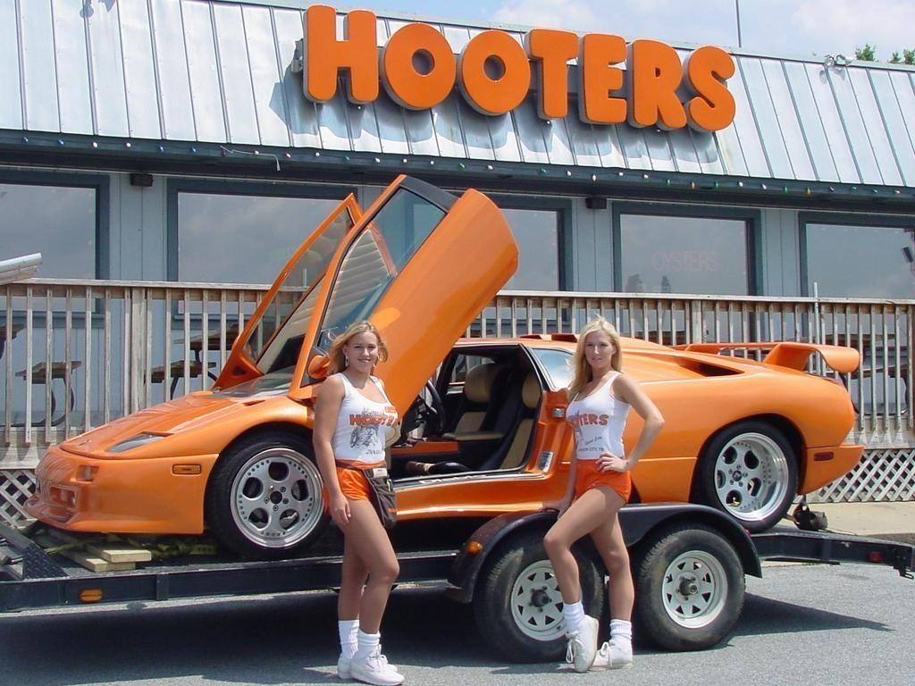 Hooters Wallpapers