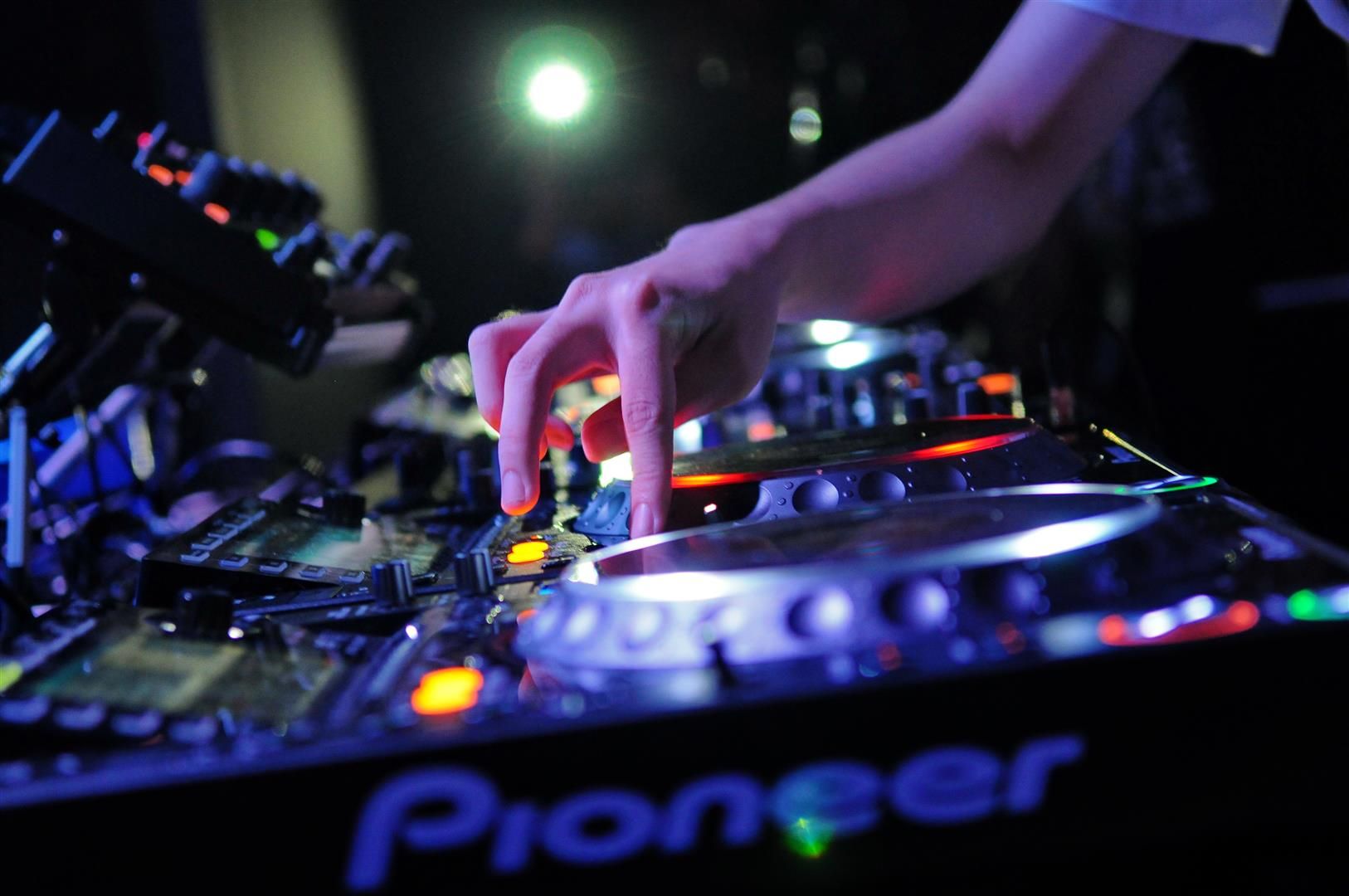 Pioneer Dj Wallpapers